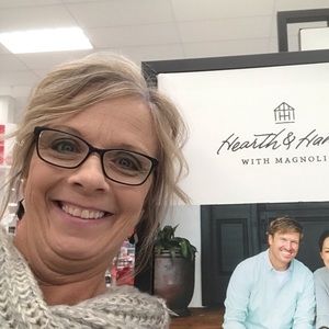 Meet your Posher, Robin